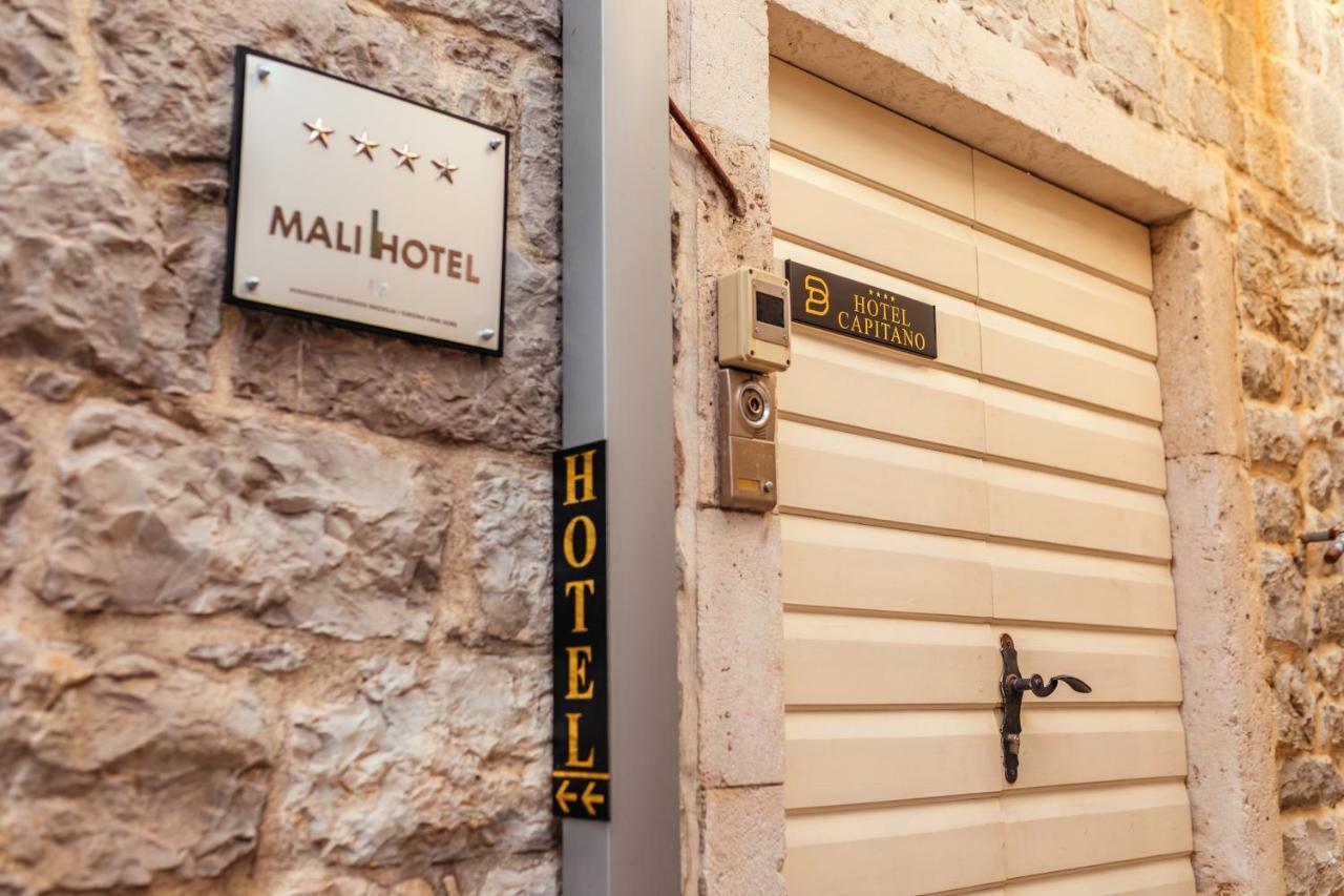 Boutique Hotel Capitano Herceg Novi Luaran gambar