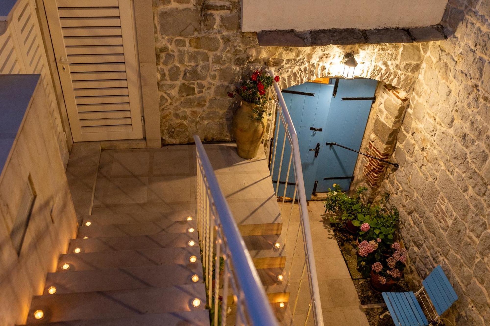 Boutique Hotel Capitano Herceg Novi Luaran gambar