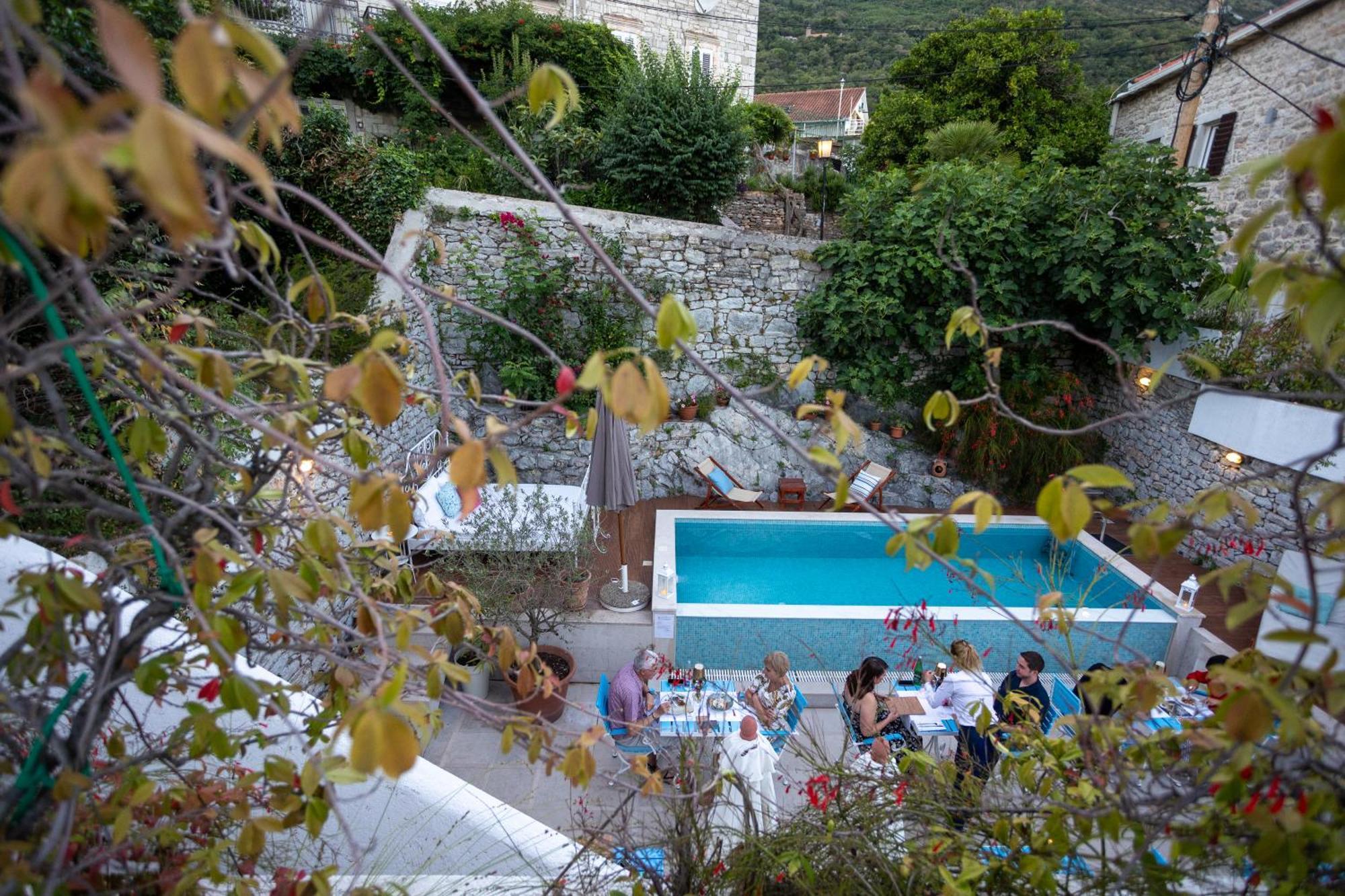 Boutique Hotel Capitano Herceg Novi Luaran gambar