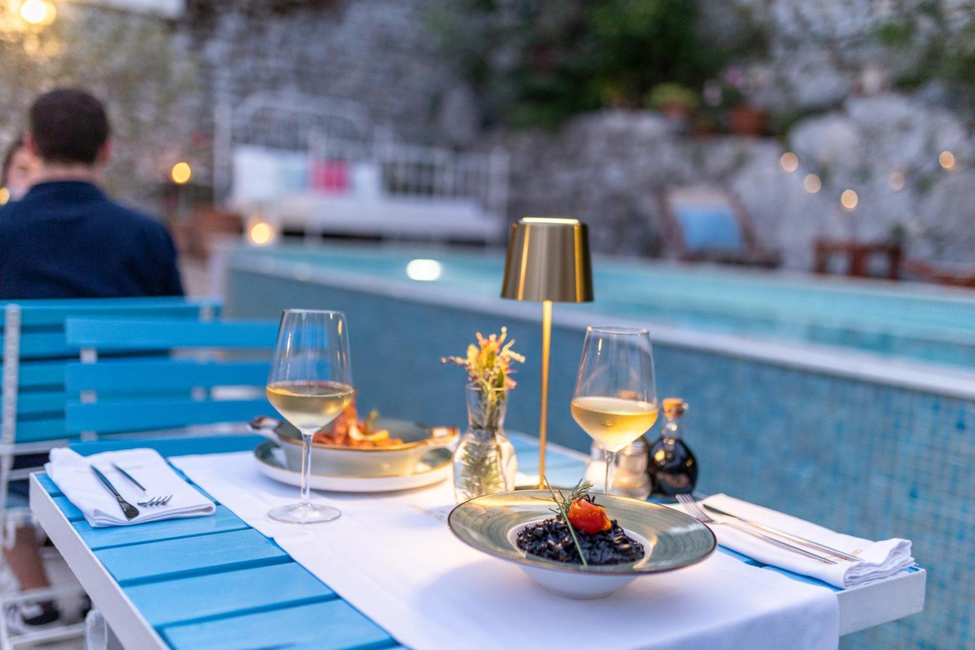 Boutique Hotel Capitano Herceg Novi Luaran gambar