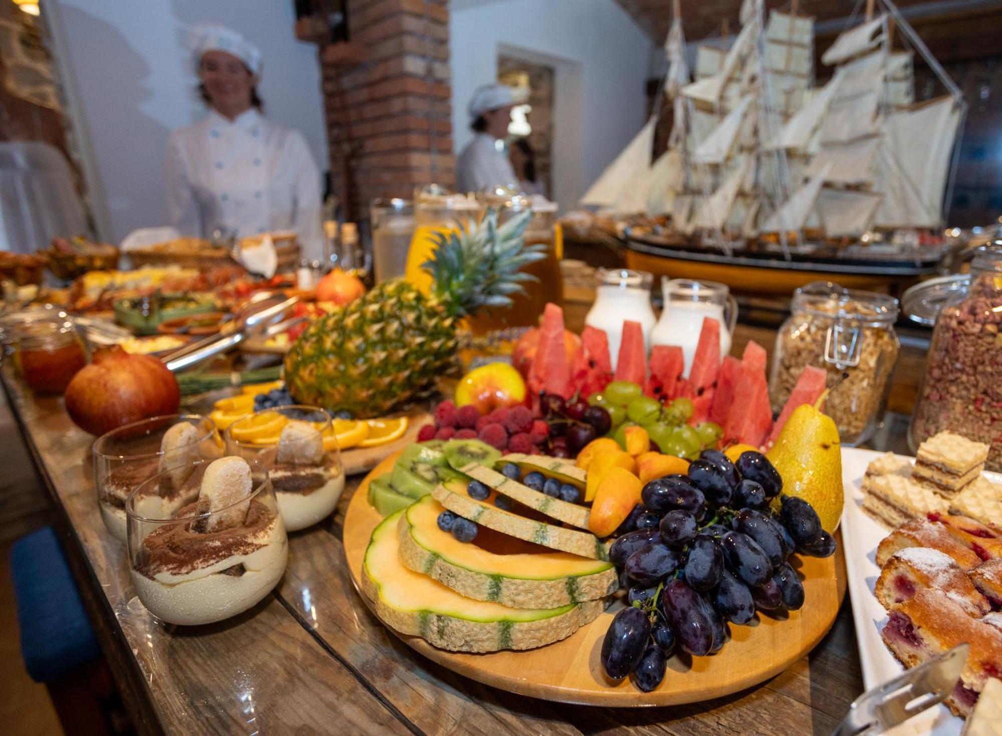 Boutique Hotel Capitano Herceg Novi Luaran gambar